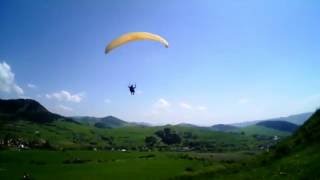 preview picture of video 'paragliding Kamenický hrad 8.5.2013'