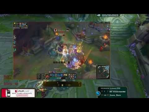 Nightblue3 getting auto attacked by a Bard ulted Vayne