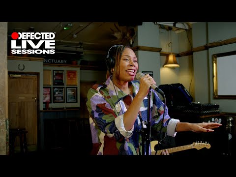 Alex Mills - Million Dollar Bill, Always Gonna Be, White Flag | Defected Live Sessions [S1E8]