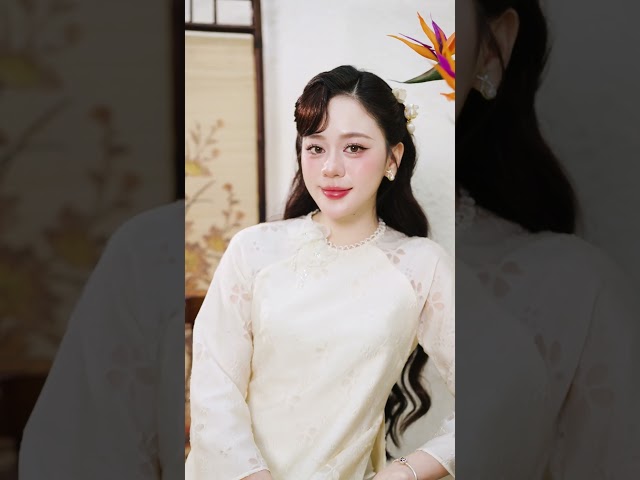 ED26B562 - Sét bộ áo dài tơ dập hoa 3D