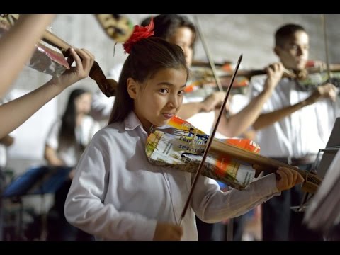 L'Orchestre des instruments recyclés de Cateura, Paraguay    (Arte reportage)