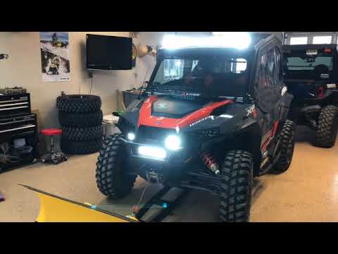 Polaris General XP upper door comparison! Spike vs Seizmik