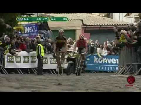 Cancellara and Boonen on the Muur