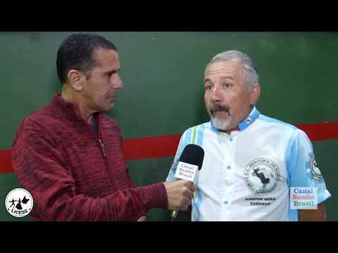 MÃOS ENTRELAÇADAS - Entrevista do Diretor de Carnaval 2018: ERNESTO ABELHA - 07.08.2017