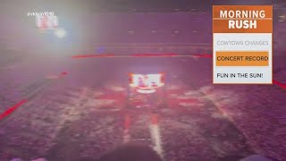 George Strait sets record at Kyle Field