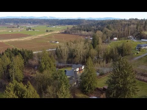 🏡 5 bedroom home on 5 acres | Amy Brattebo - Acreage & Equestrian Property Real Estate Agent