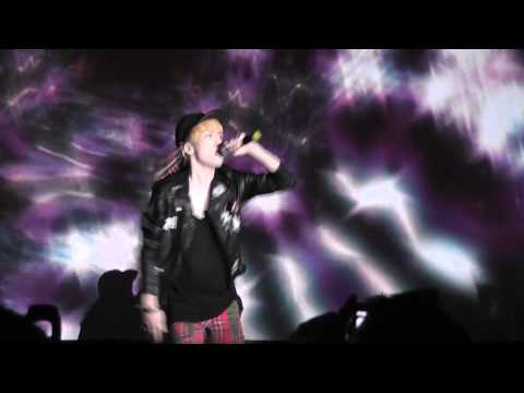 [11.11.03] SHINee In London - 05 Tik Tok (Key Solo)