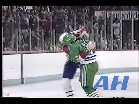 NHL Oct. 26, 1985 Steve Rooney,MTL v Stewart Gavin,HFD Montreal Canadiens Hartford Whalers