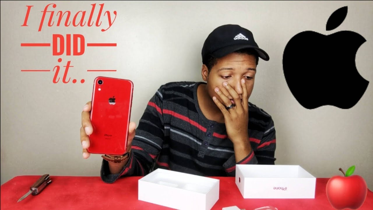 Red iPhone XR Unboxing and Impressions: My first Apple Product!