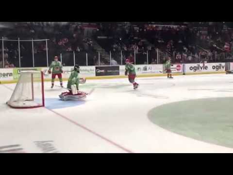 Devils warm up V Steelers - Slomo