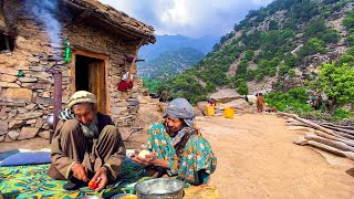 87-Year-Old Grandpa & 83-Year-Old Grandma Living a Simple Life in the Mountains 🏡 Southern Shepherd 
