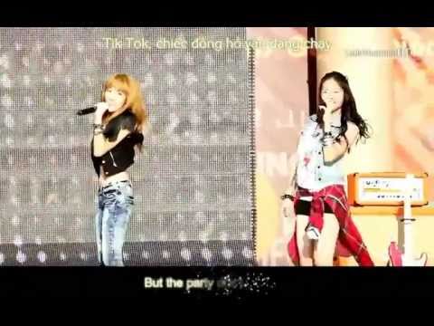 [Vietsub + Kara] Tik Tok - Jessica SNSD & Krystal f(x) (SM Town Concert Seoul)