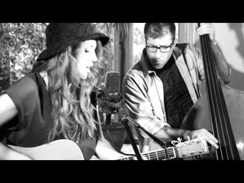 Jenn Grinels - No Better (live) w/ Ian Sheridan