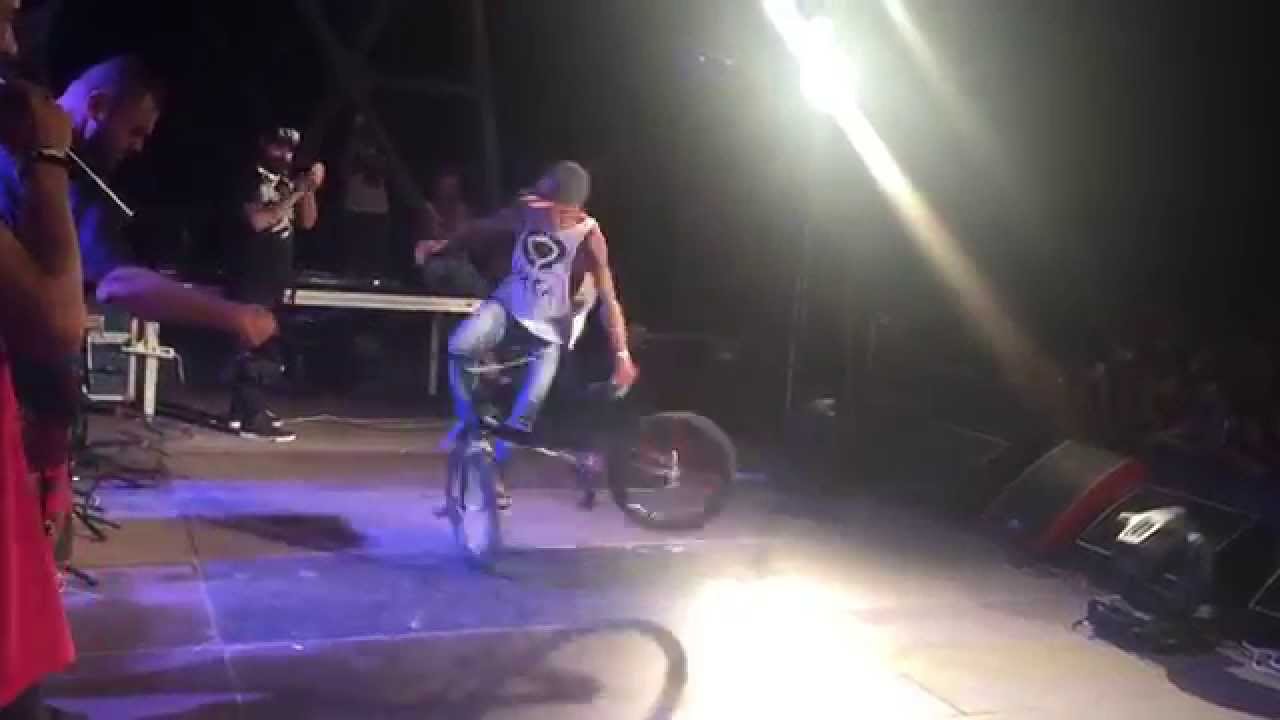 Promotional video thumbnail 2 for Alex Professional Bmx Flatland Show