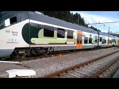 TFT ETR425 055 in partenza da Pratovecchio-Stia