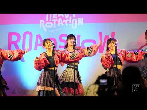 200830 BNK48 Wee - Heavy Rotation @ Road Show Pattaya [Fancam 4K60p]