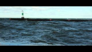 preview picture of video 'Grand Haven Beach - Canon 60D and 17-40L'