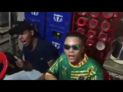 Medley: MC menor Mr, MC Vitinho SJ, MC Titanic e MC Novin