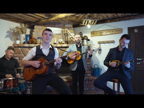 Posegana i Klapa sv. Lovro - LIJEPA ANA (COVER)