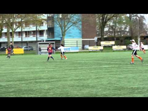 Jodan Boys MC1 vs. Victoria 2de helft (o.a. doelpunt Lisa & redding Ingrid)
