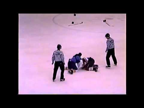 Alexandre Charron vs. Yannick Tremblay QMJHL 4/11/97