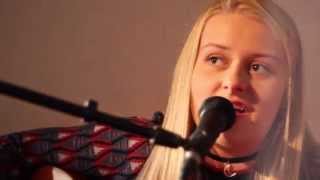 Harriet Kennerly - Budapest (Cover) // The Live Lounge Sessions