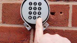 Hacken Lodge - how to unlock and lock the front door