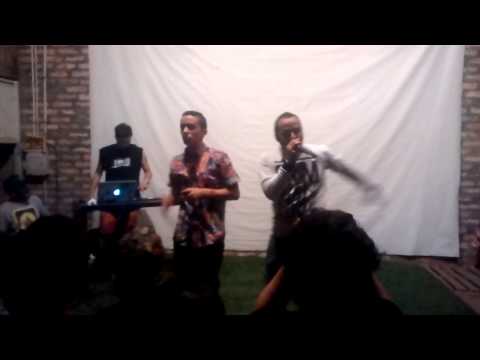 Ibsen y Flersy (Soires Naes) - Sombras, nada más (En Paradiso)