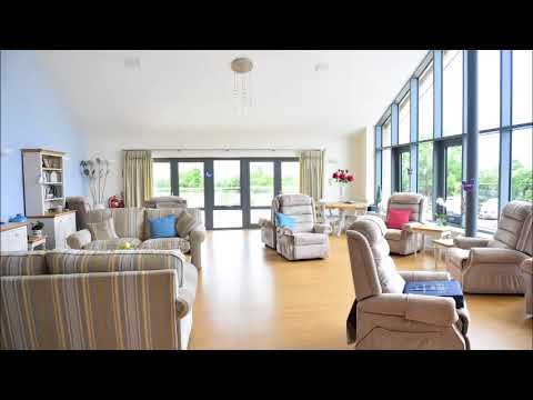 Confused Old Lady Calls A Nursing Home