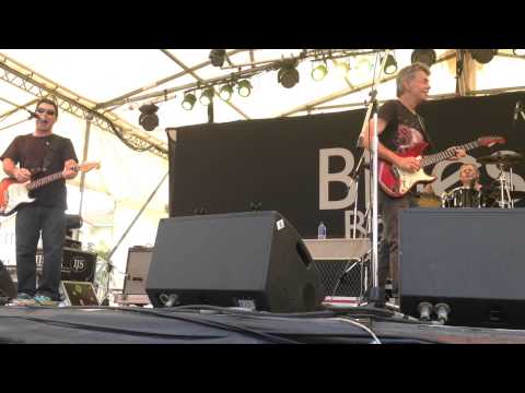 Phil Emmanuel - Comfortably Numb Live @ Blues on Broadbeach 2014