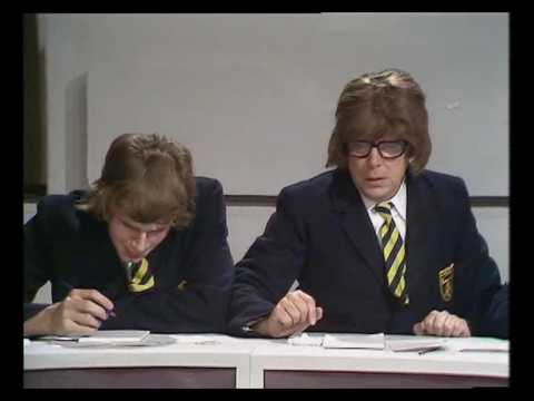 Morecambe & Wise - Top Of The Form