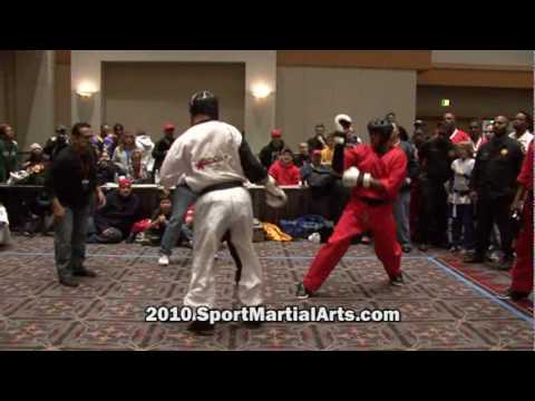 Ross Levine v Sam Simeon - Men's team sparring - 2010 Amerikick Internationals