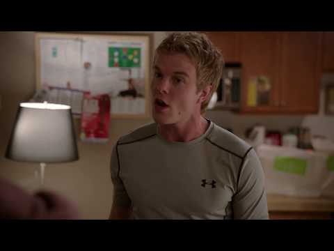 Silicon Valley S4E5 - Blood boy drops the bomb on Richard