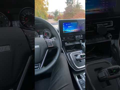 How does the electric handbrake work on the Haval M6?