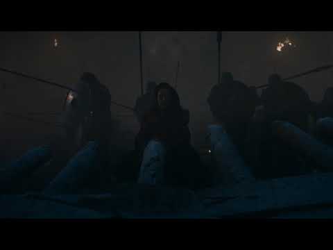 GoT S8E3 Scene - Most Beautiful Melisandre's Scene Setting the Border on Fire