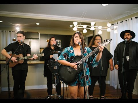 Keilana - Love In Tragedy (HiSessions Live Music Video)