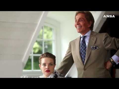 Addio a Valentino, l'imperatore della moda #ansa #news