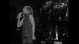 great live performances 39.wmv ( lover come back to me 1965 & 2000 ) streisand