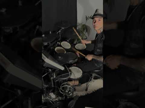 TAKA DRUMS ! PUYA VALLENATA METAL /APOCALIPSIS Carlos Russo feat Diego Taka
