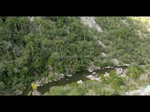 Videos aéreos de la Quebrada de los Cuervos, departamento de Treinta y TresM3 12202 15