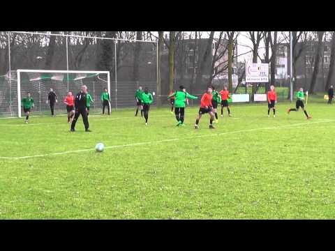 14 feb 2015 DSO Ultrajectum D1 - VV De Meern D3 com 2-3 Vrije bal Daan, hands?