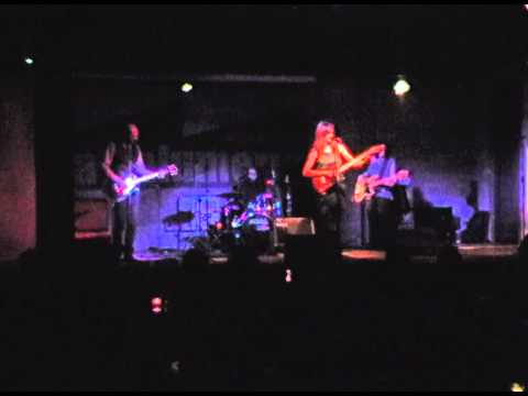 MICOL MARTINEZ - COPRIMI GLI OCCHI (LIVE @ SALUMERIA DELLA MUSICA 2012)