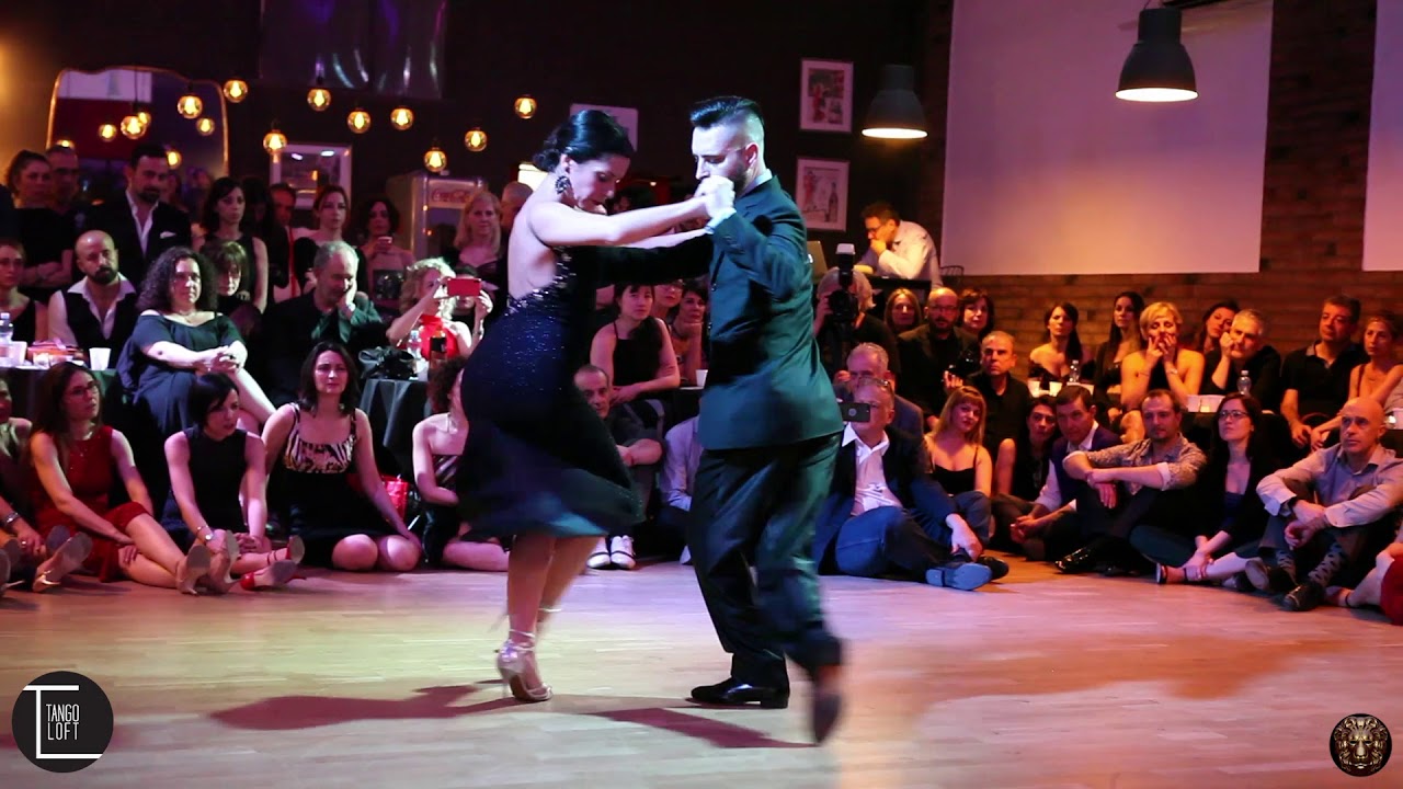 Javier Rodriguez eFrancesca  Del Buono- Maquillaje, Orquestra Tipica Fernandez Fierro