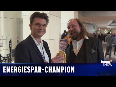 Wie viel Energie verbraucht der Bundestag? Lutz van der Horst hakt nach | heute-show vom 16.09.2022