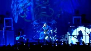 Intro - Halo Slash feat Myles Kennedy and The Conspirators