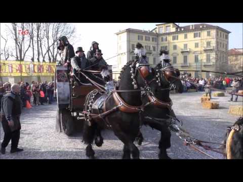 I Cavalieri Del Tricolore carro da getto - Carnevale Ivrea 2017