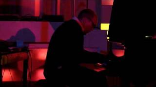 Bugge Wesseltoft performing Hands at OHSOTRUE Sessions at Badeschiff Berlin