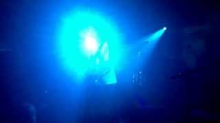 Moddi - A House by the Sea (Live)