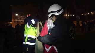 la-discesa-di-babbo-natale-dal-castello-normanno-ad-ariano-irpino