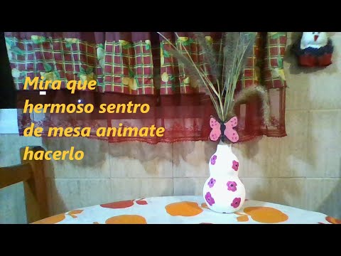 Decora tus botellas y conviértelos en hermosos floreros